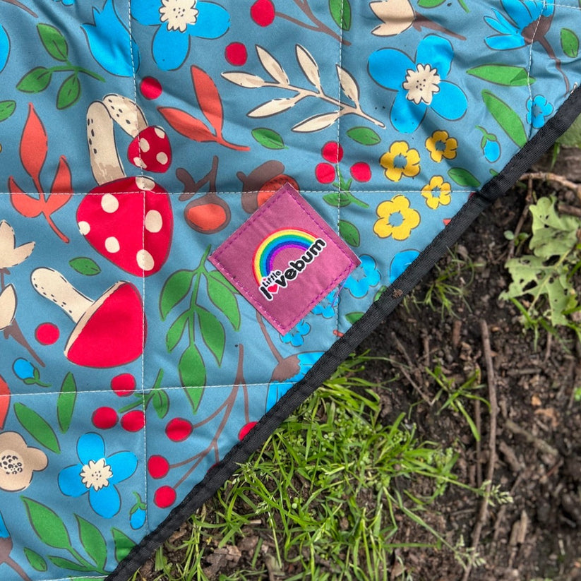 Little LoveBum Picnic Mat